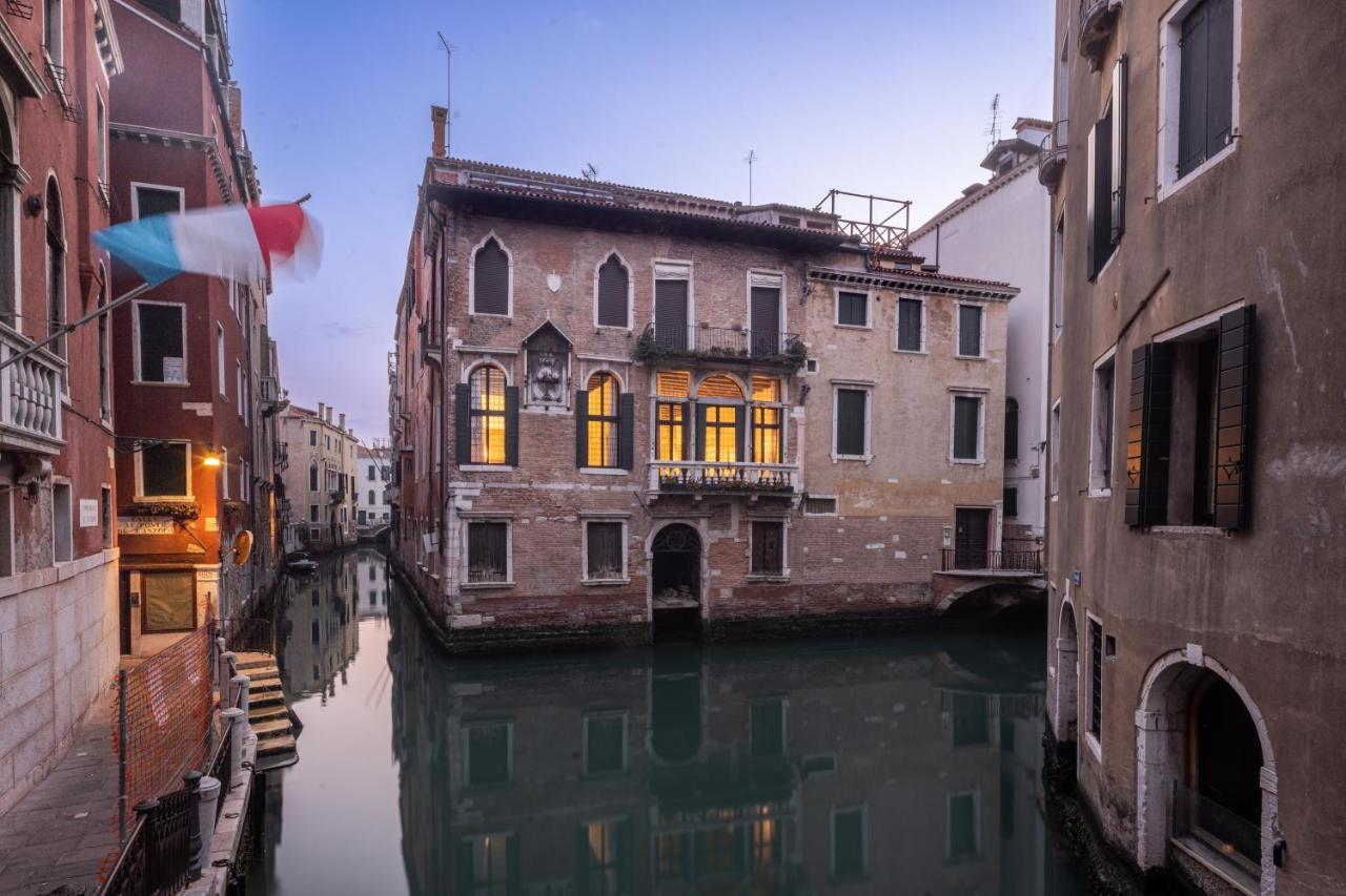 Palazzo Soranzo Noble Floor R&R Apartment Venesia Bagian luar foto